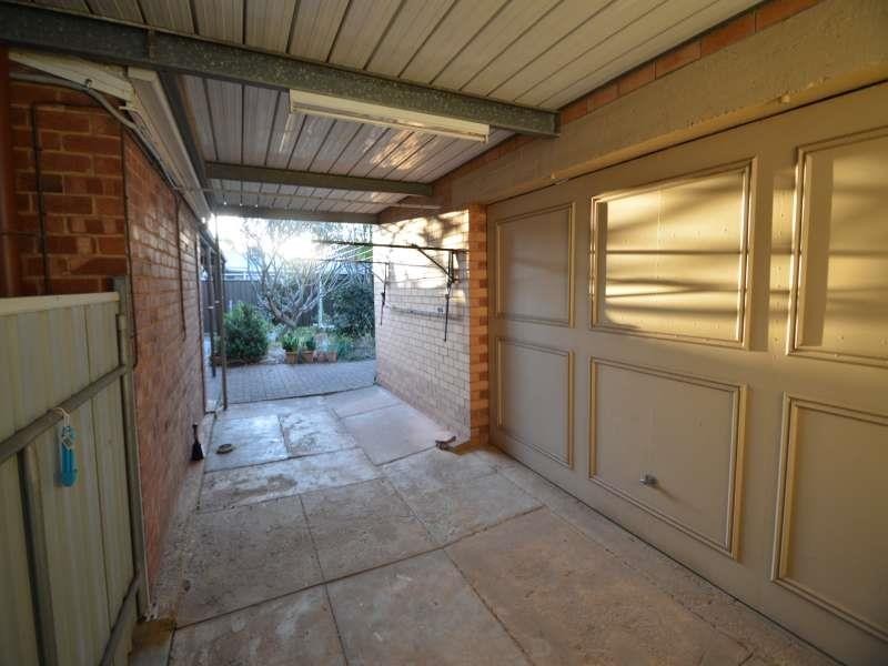 8 Jaffrey  St, Blair Athol SA 5084