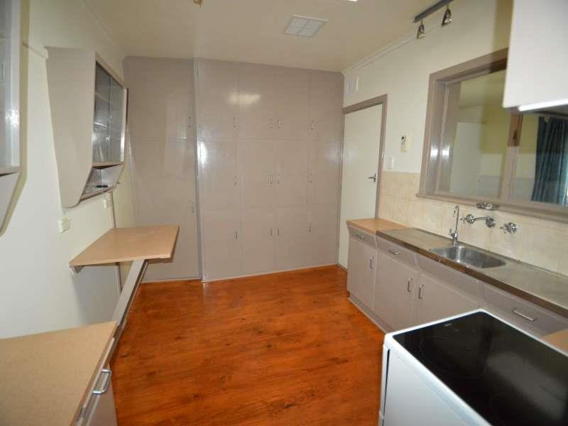 30  Coulls  Rd, Banksia Park SA 5091