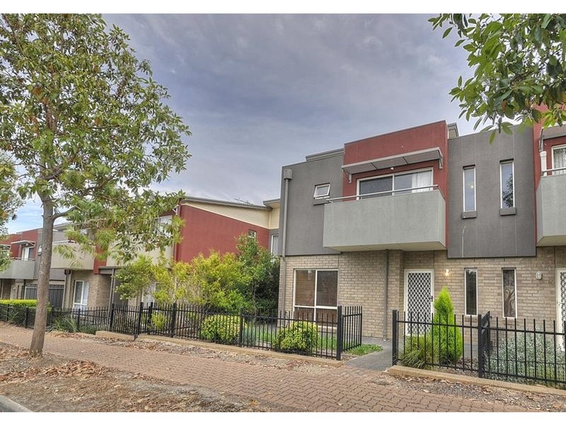 38 Mckinlay Ave, Gilles Plains SA 5086