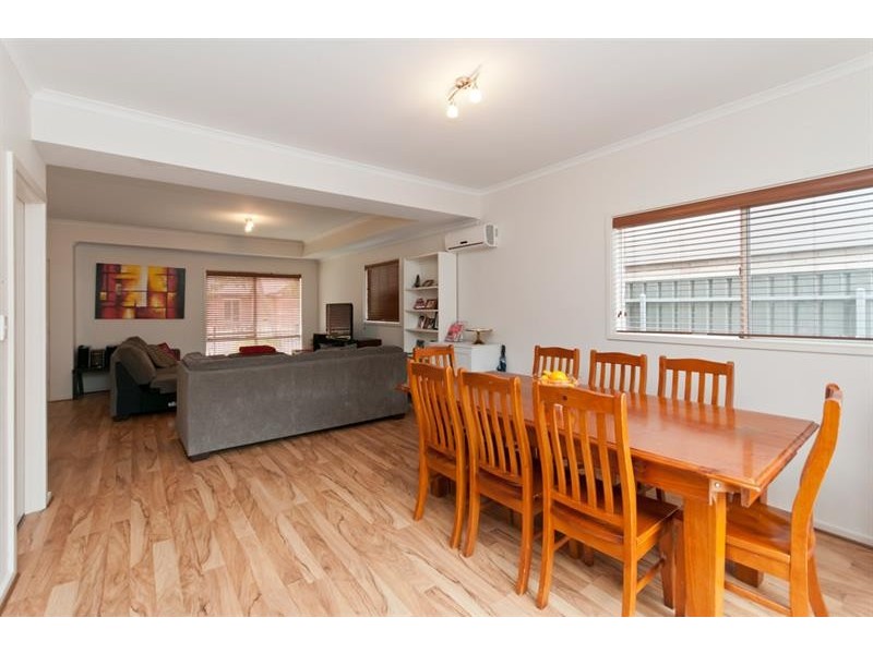 38 Mckinlay Ave, Gilles Plains SA 5086