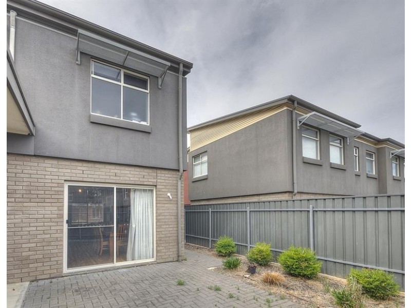 38 Mckinlay Ave, Gilles Plains SA 5086