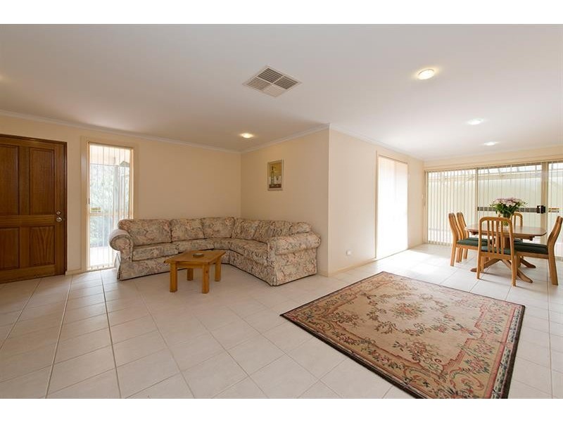 9 Graham  Pl, Prospect SA 5082