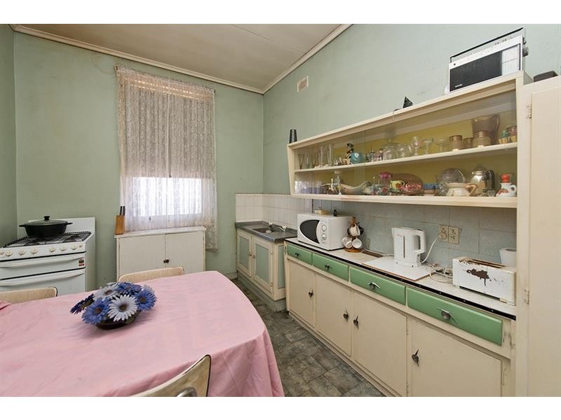 10 Gum Ave, Dry Creek SA 5094