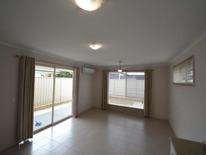 1/12 Dansie Cres, Brahma Lodge SA 5109