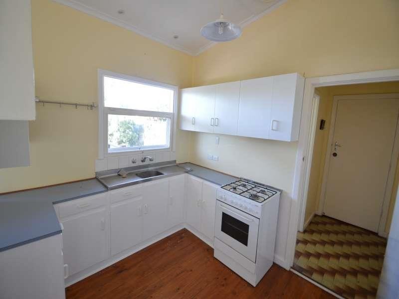 33 Malcolm St, Bedford Park SA 5042