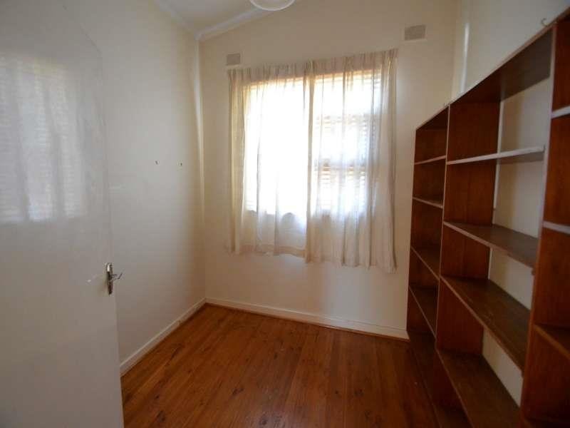 33 Malcolm St, Bedford Park SA 5042