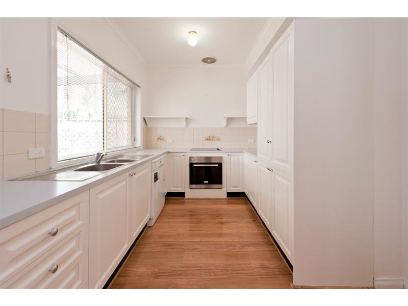 2/6 Colonial Ct, Teringie SA 5072