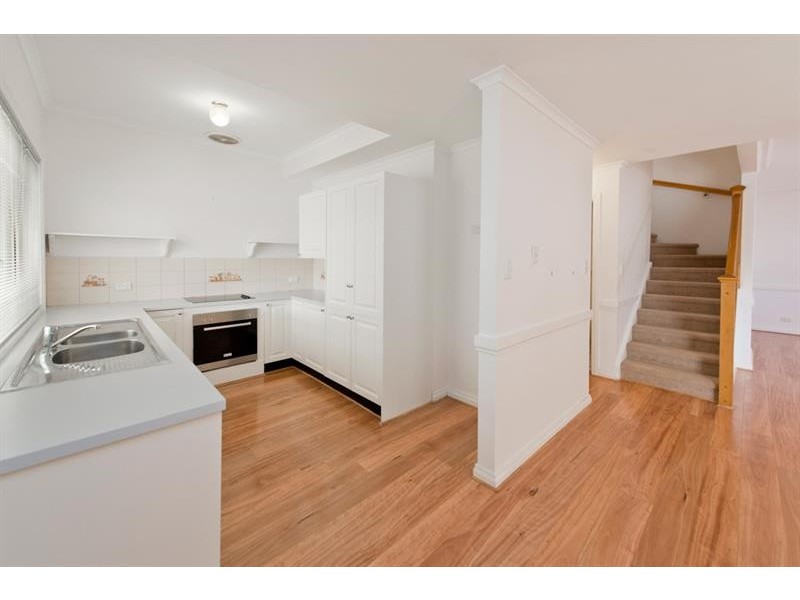 2/6 Colonial Ct, Teringie SA 5072