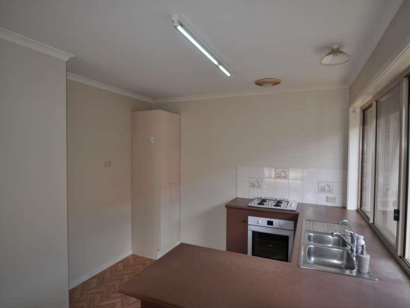 6 Burchmore Ct, Blair Athol SA 5084
