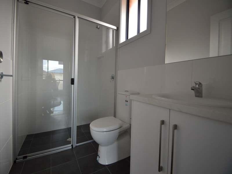 5 Kanowna St, Gilles Plains SA 5086