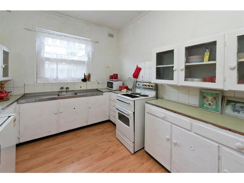 13 Gowland St, Broadview SA 5083