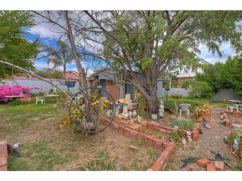 13 Gowland St, Broadview SA 5083