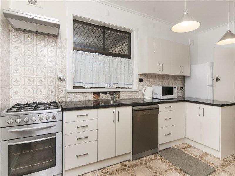 30 Alderney Ave, Clearview SA 5085