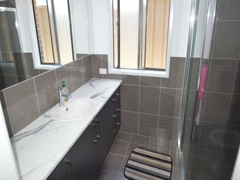 5 SURREY St, Blair Athol SA 5084