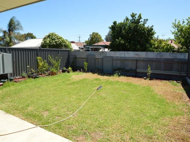 5 SURREY St, Blair Athol SA 5084