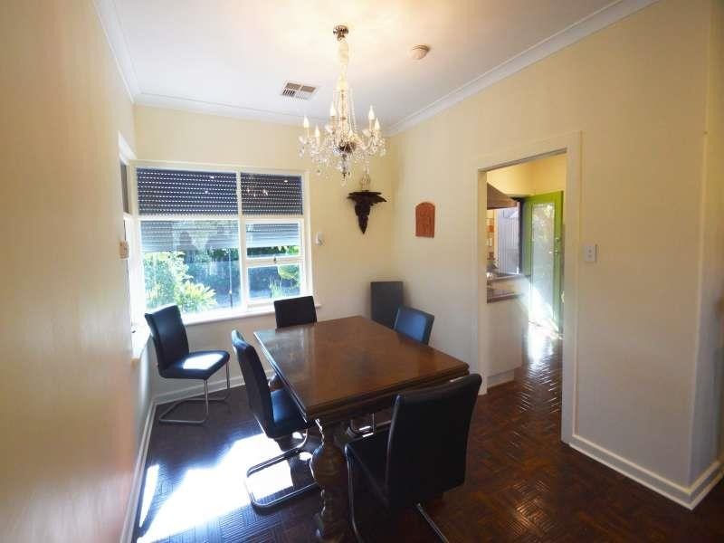 8 Lily  St, Blair Athol SA 5084