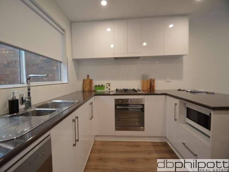 2/51 Gordon Street, Glenelg SA 5045