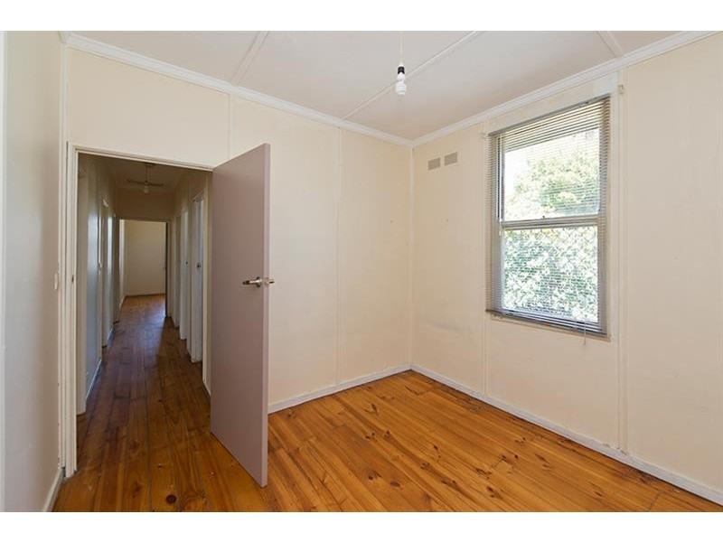 11 Sunnybrae Rd, Kilburn SA 5084