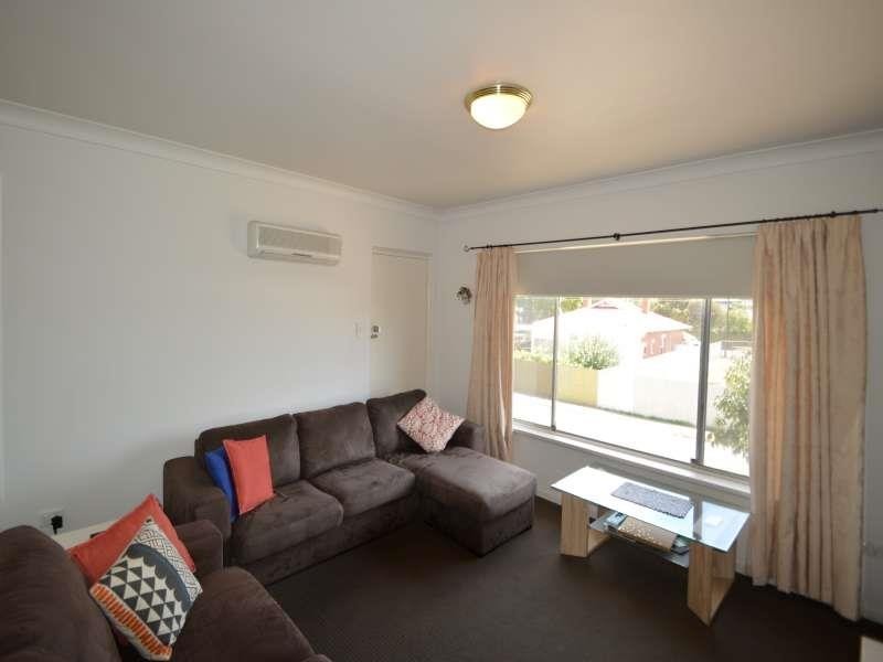 4/6A Grayson St, Kilkenny SA 5009