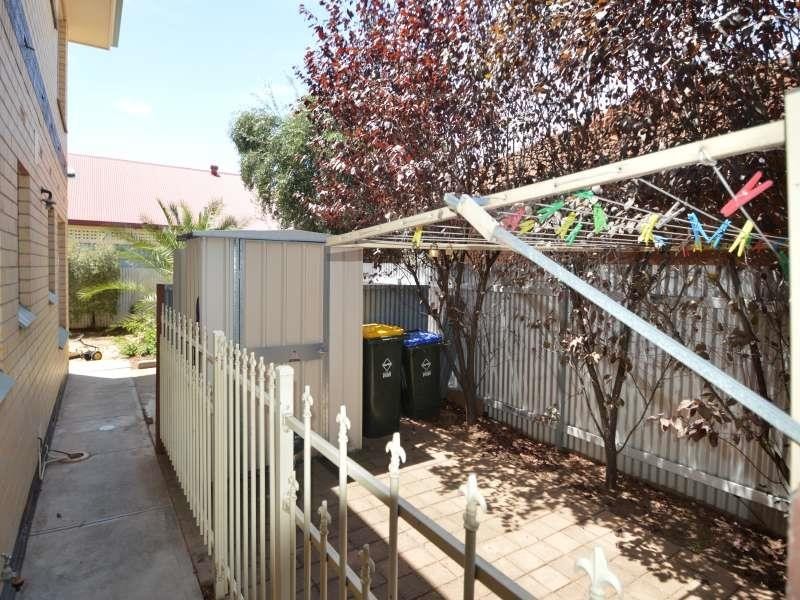 4/6A Grayson St, Kilkenny SA 5009