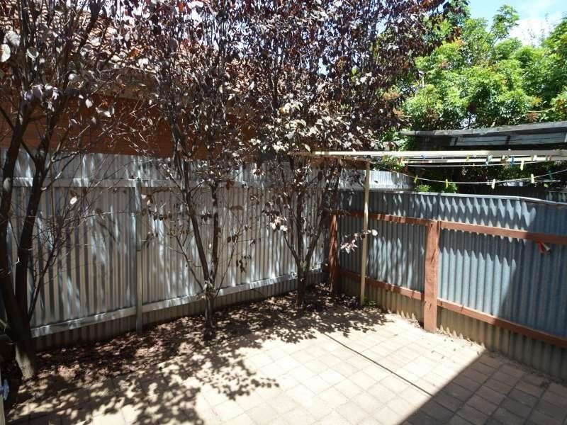 4/6A Grayson St, Kilkenny SA 5009