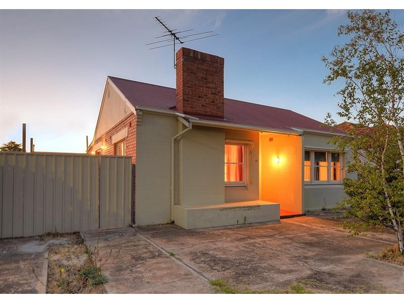 17 Peterhead St, Largs Bay SA 5016