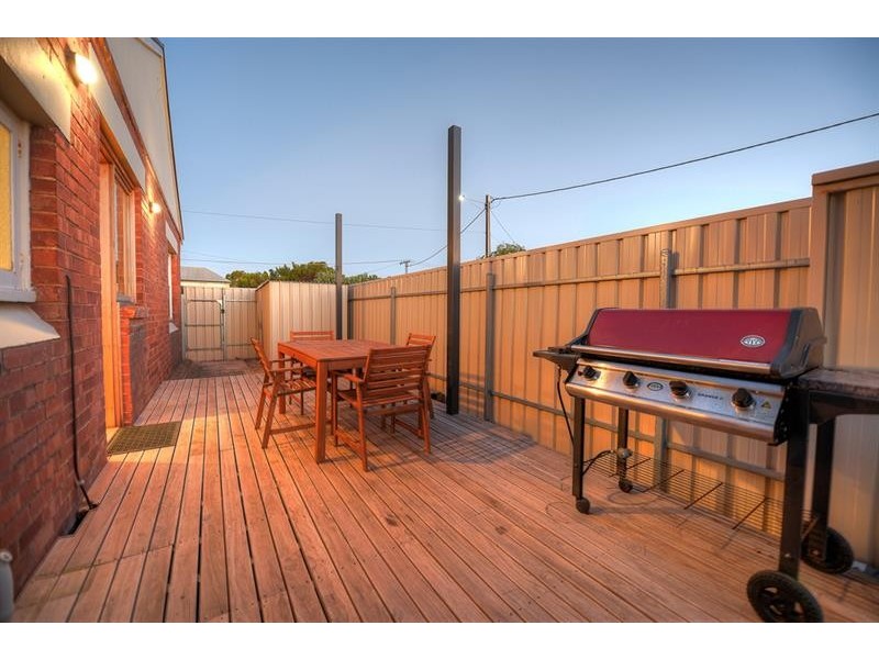 17 Peterhead St, Largs Bay SA 5016