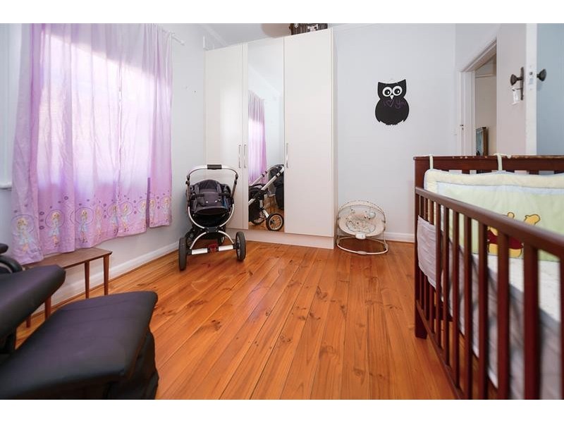 17 Peterhead St, Largs Bay SA 5016