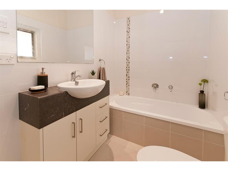 20 Jury Ave, Rostrevor SA 5073