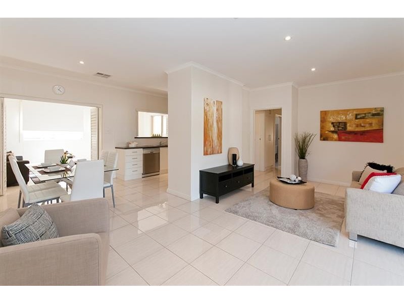 20 Jury Ave, Rostrevor SA 5073