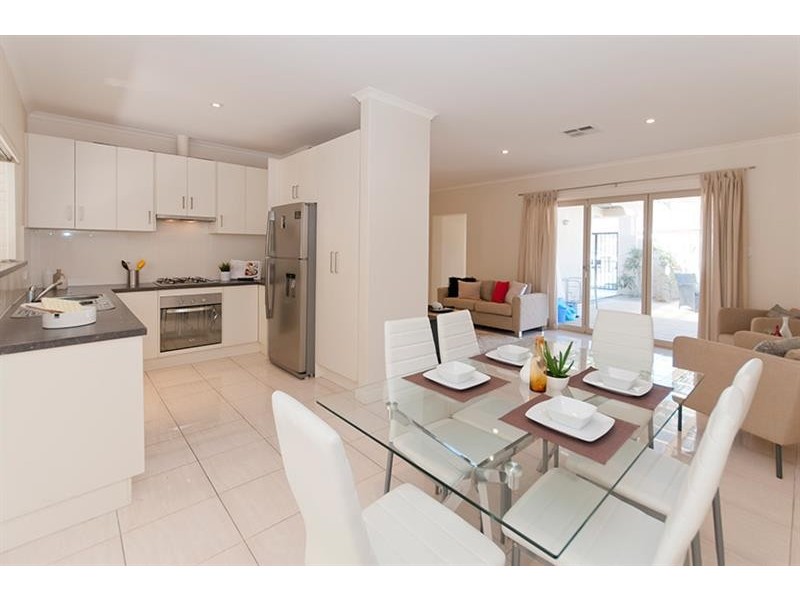 20 Jury Ave, Rostrevor SA 5073