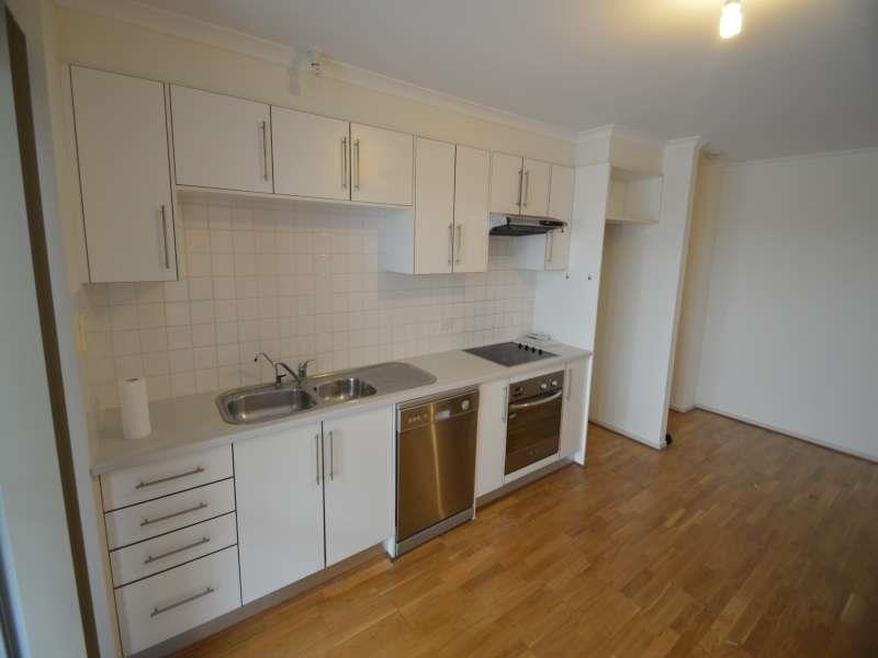 9/13  Hurtle  Pde, Mawson Lakes SA 5095
