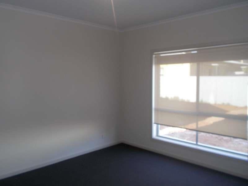 15A Appleshaw St, Elizabeth Vale SA 5112