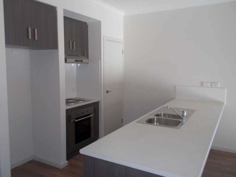 15A Appleshaw St, Elizabeth Vale SA 5112