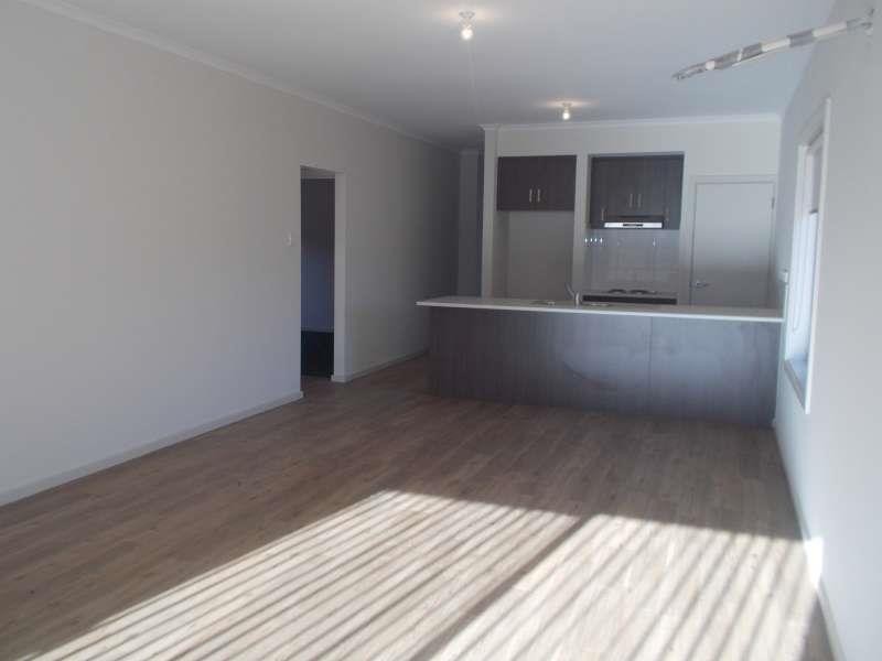 15A Appleshaw St, Elizabeth Vale SA 5112