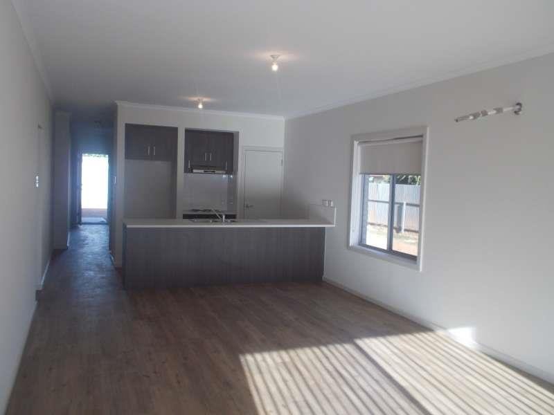 15A Appleshaw St, Elizabeth Vale SA 5112