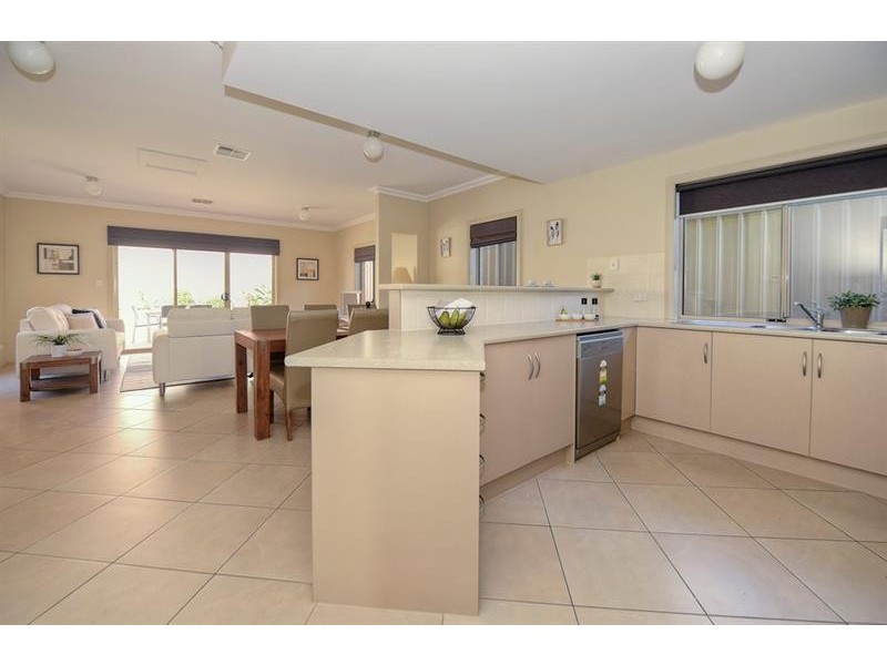 71A Churchill Rd, Prospect SA 5082