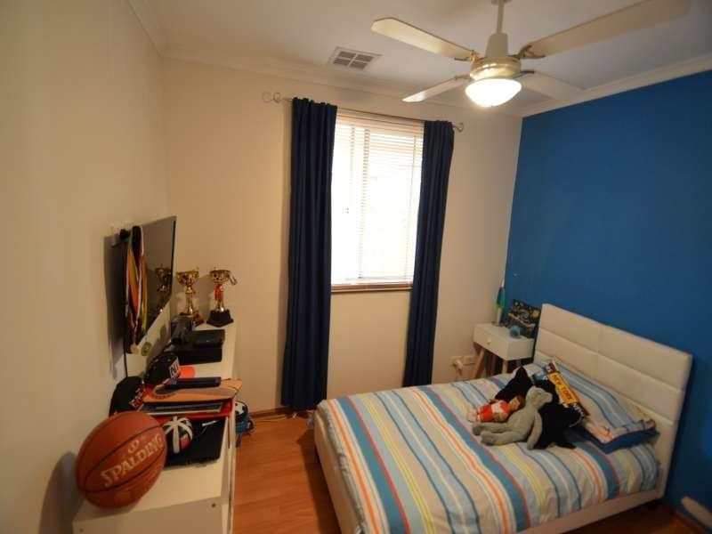 11 Caroline Dr, Paralowie SA 5108