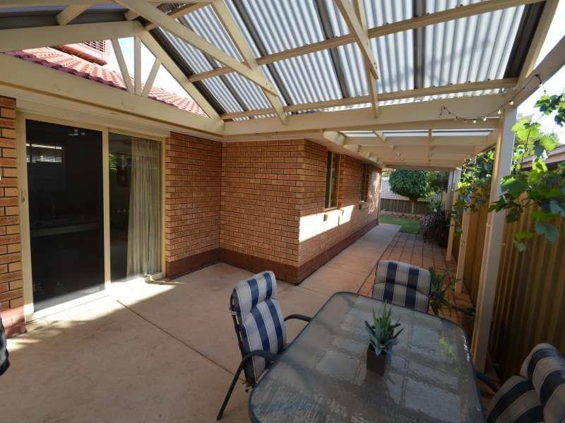 11 Caroline Dr, Paralowie SA 5108