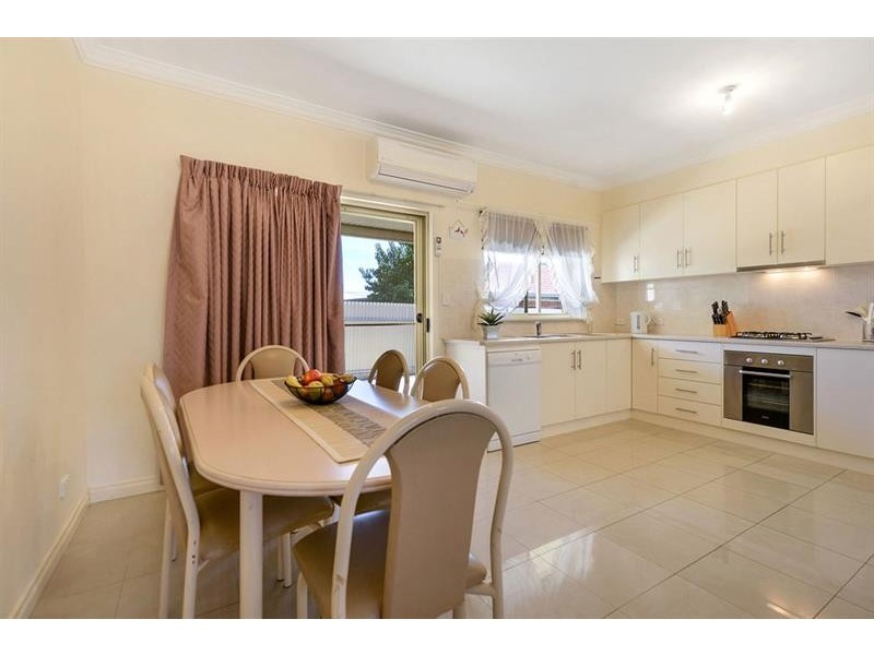 1B Ross St, Clearview SA 5085