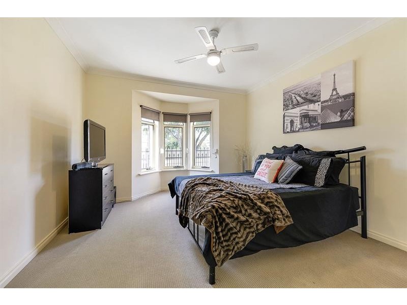 1B Ross St, Clearview SA 5085