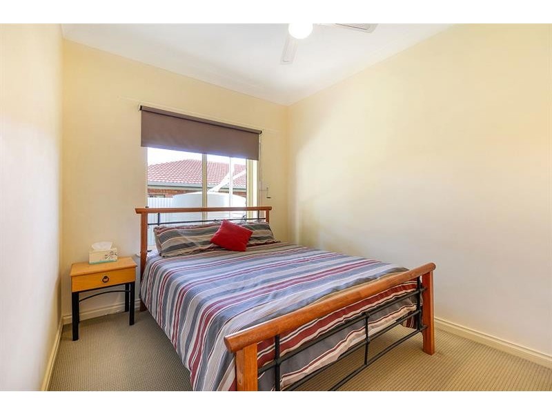 1B Ross St, Clearview SA 5085