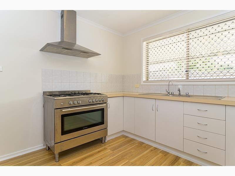 2/4 Branson Ave, Clearview SA 5085