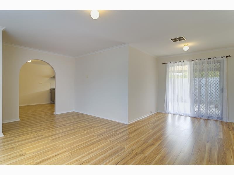 2/4 Branson Ave, Clearview SA 5085