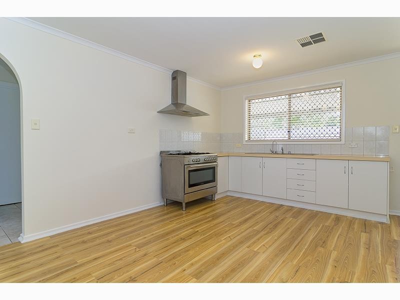 2/4 Branson Ave, Clearview SA 5085