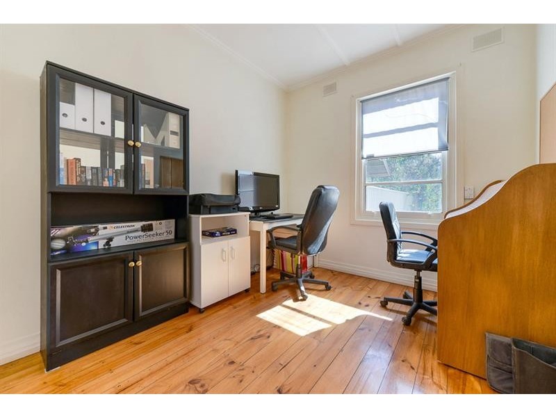 16 Sandville Ave, Broadview SA 5083