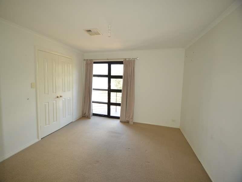 2/44 Wright St, Renown Park SA 5008