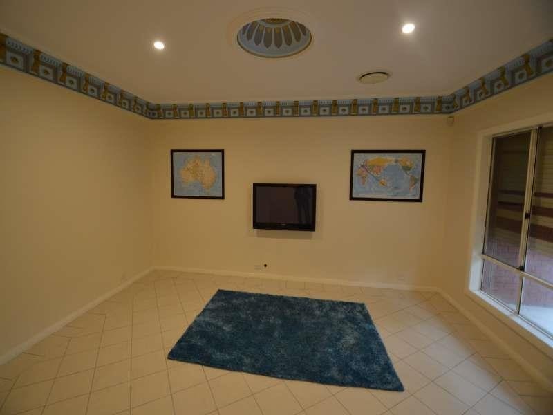 25 Brooklyn Dr, Hallett Cove SA 5158