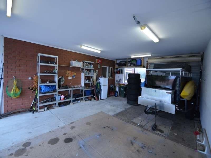 25 Brooklyn Dr, Hallett Cove SA 5158