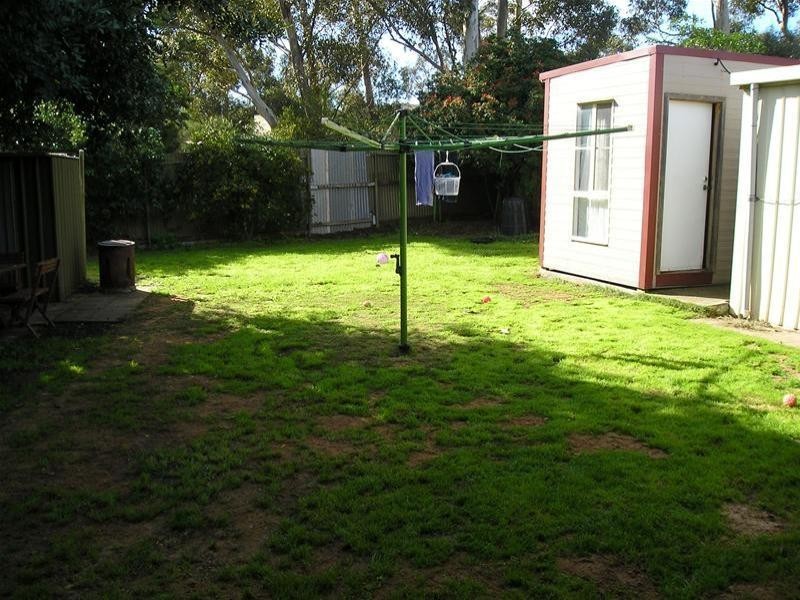 13 Bolton Rd, Para Hills SA 5096